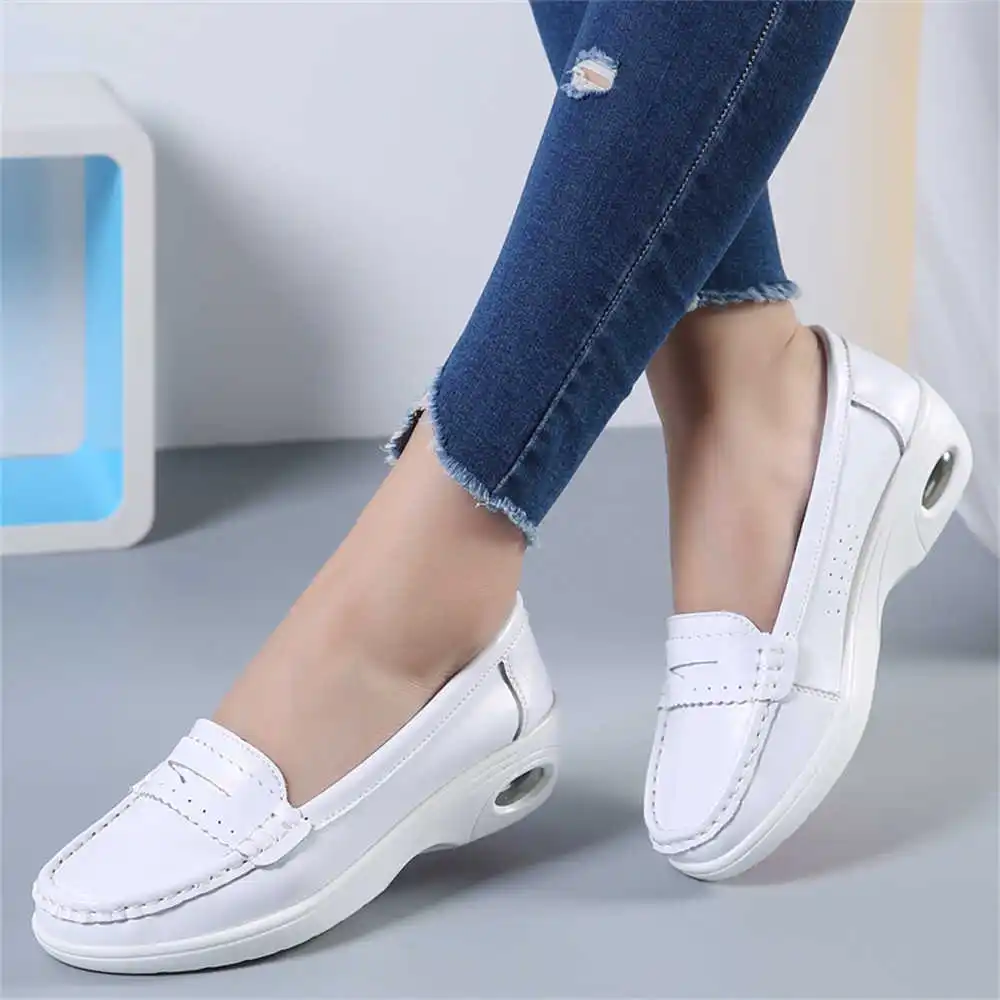 Thick Sole Slipon White Traine - Useful Tech Accessories Gifts For Husband 리뷰 및 가격
